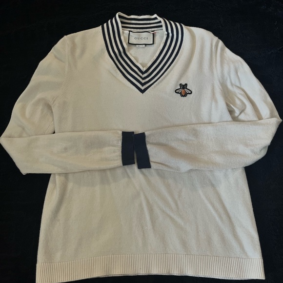 Authentic Gucci BEE Embroidery V-neck Knit Sweater - Picture 13 of 13